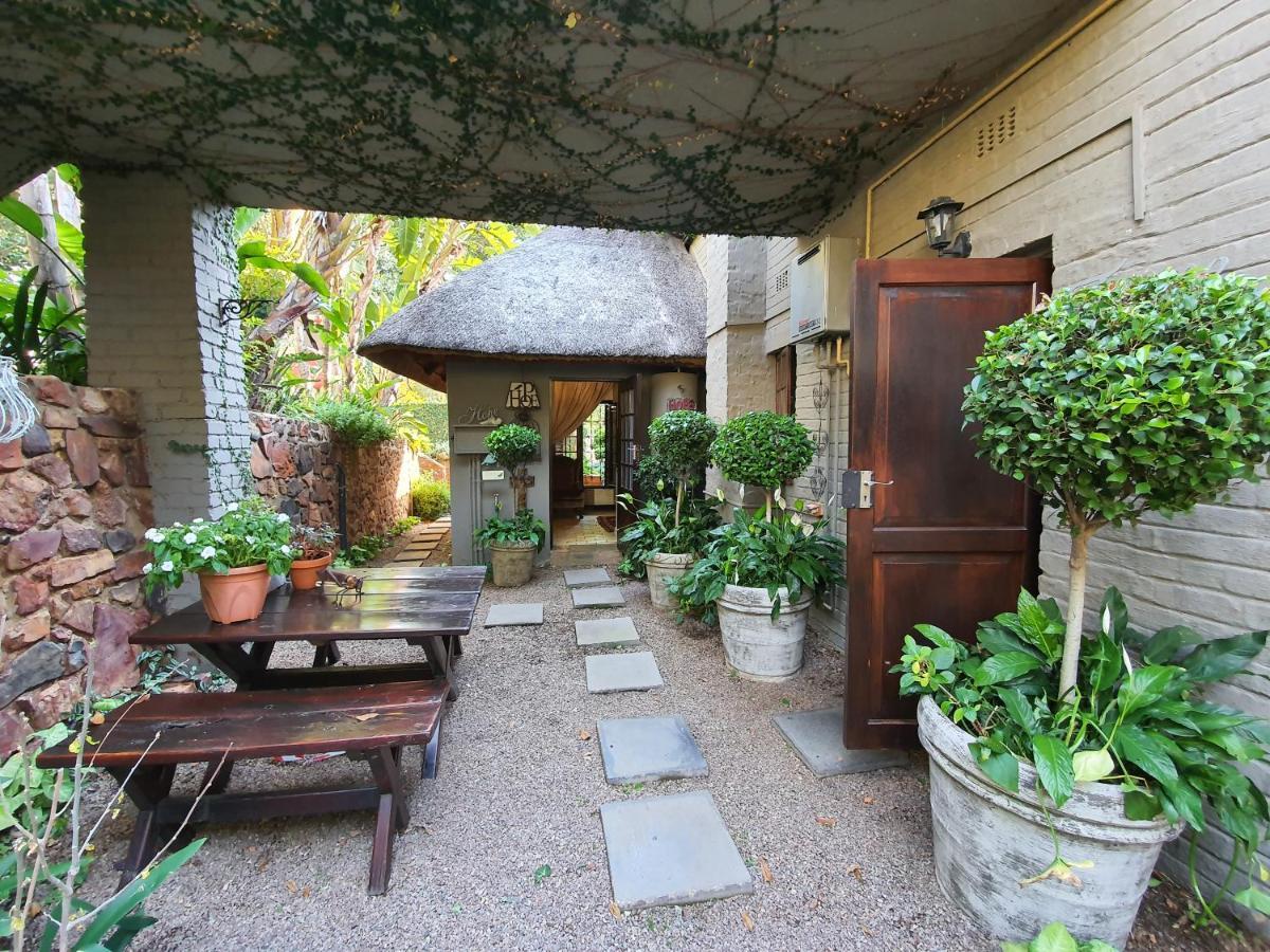 Waterhouse Guest Lodge In Waterkloof Pretoria-Noord Εξωτερικό φωτογραφία