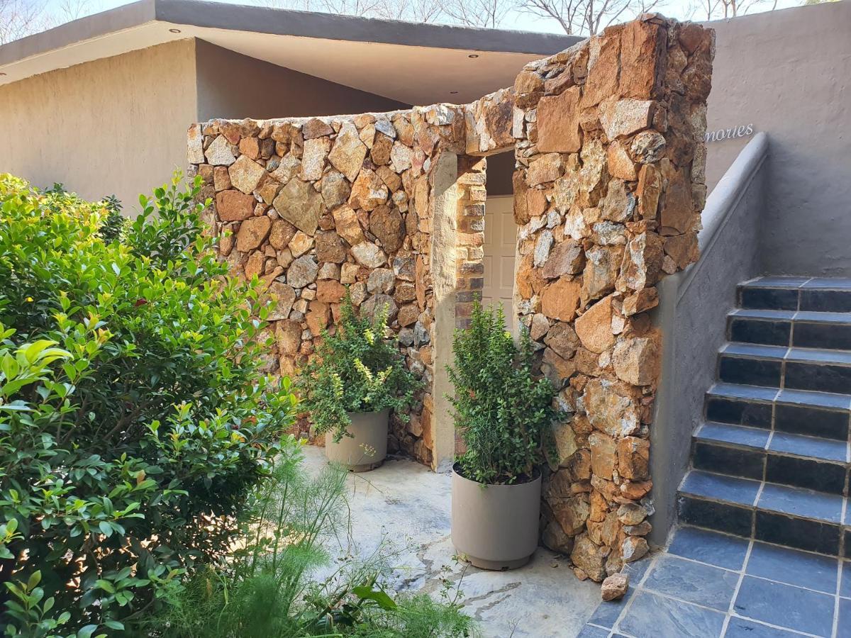 Waterhouse Guest Lodge In Waterkloof Pretoria-Noord Εξωτερικό φωτογραφία