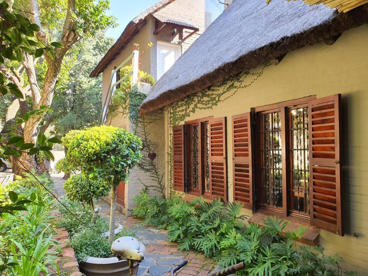 Waterhouse Guest Lodge In Waterkloof Pretoria-Noord Εξωτερικό φωτογραφία
